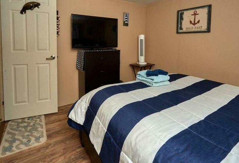 بنسيون Room In Apartment   Pleasant Days Bb Manatee Room