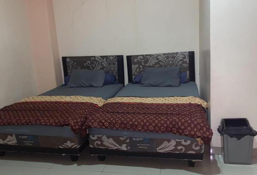 پانسیون Wisma Reza Palopo