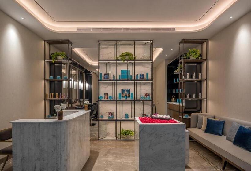 Radisson Blu Hotel & Spa, Nashik