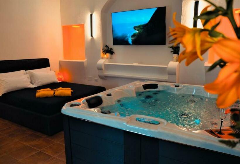 استراحتگاه Alchimia Luxury Suites