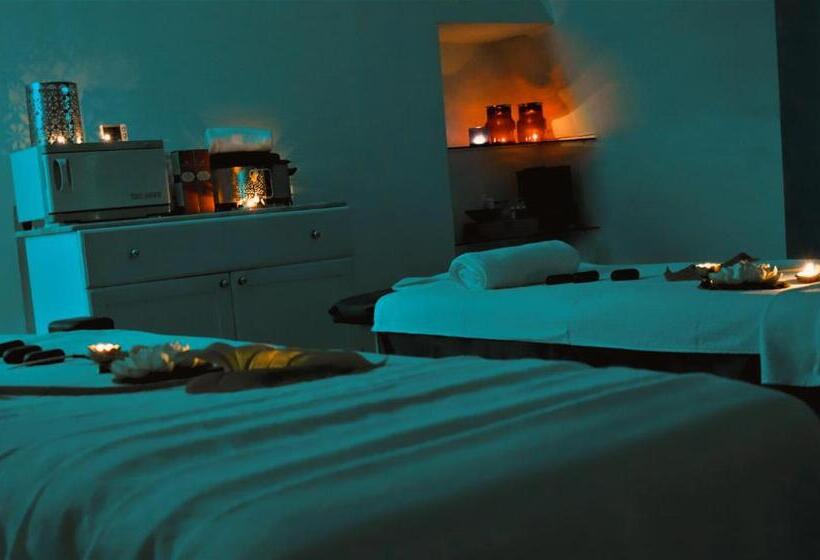 منتجع Alchimia Luxury Suites