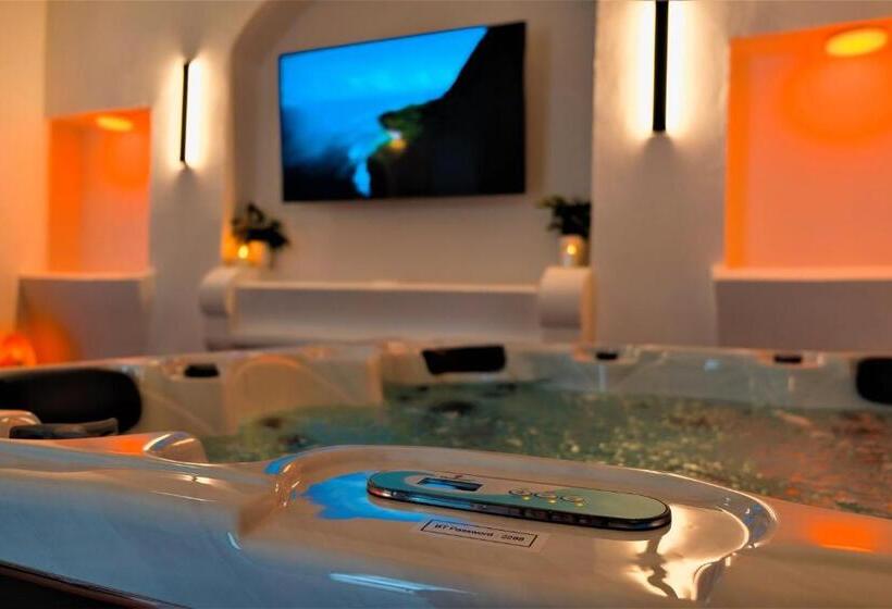 منتجع Alchimia Luxury Suites