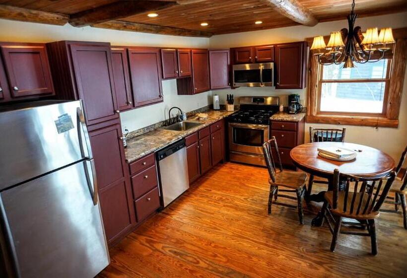 Ampersand Bay Resort