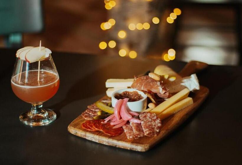 Ampersand Bay Resort