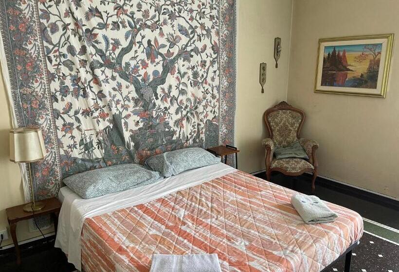 تختخواب و صبحانه Gastaldis   Old Style