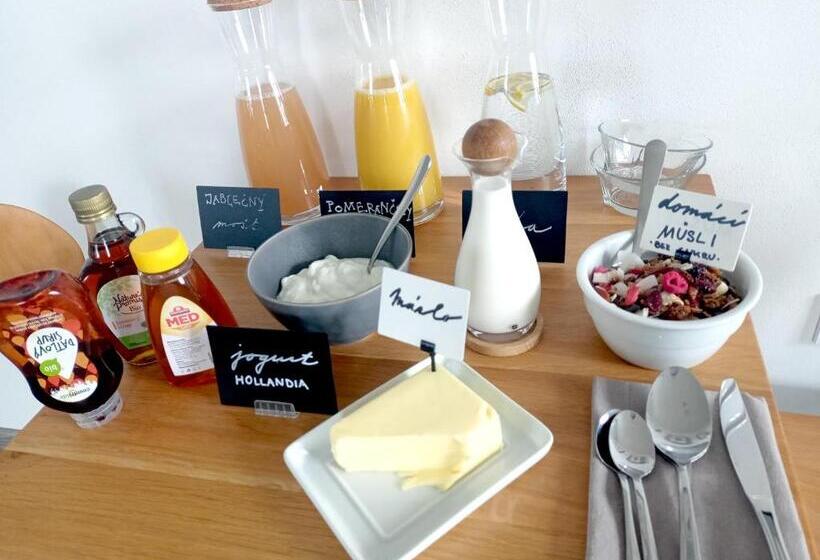 민박 Kafe V Obýváku