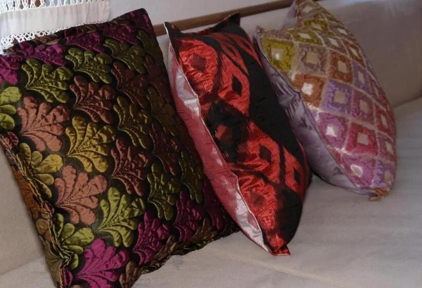 مبيت وإفطار Konak Bi̇ndalli