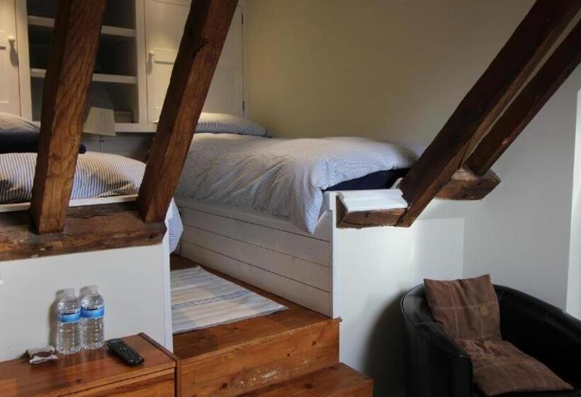 Bed and Breakfast Little Park Farm Queen Anne Farmhouse & Apartments