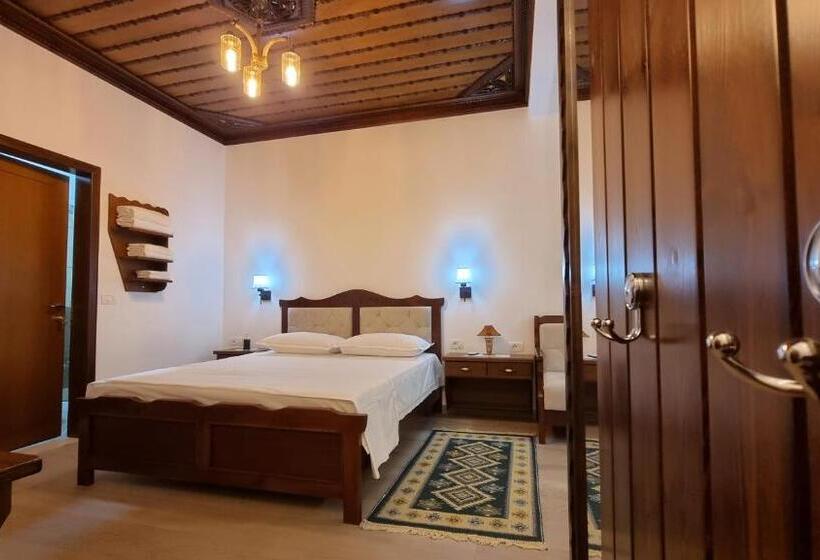 住宿加早餐  Master