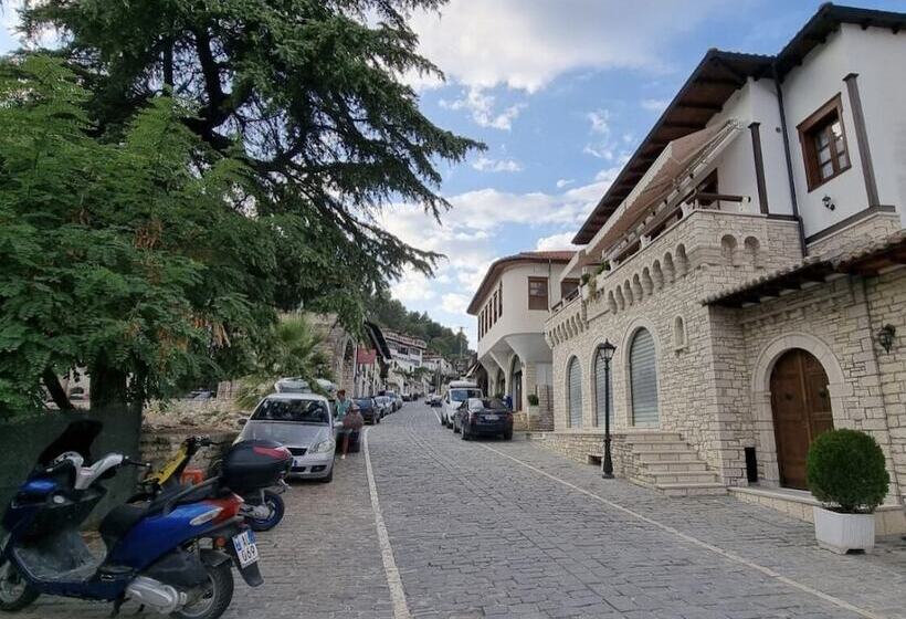 住宿加早餐  Master