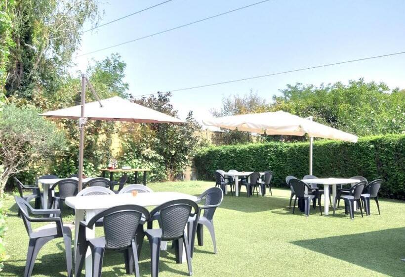 تختخواب و صبحانه Ripamontibnb