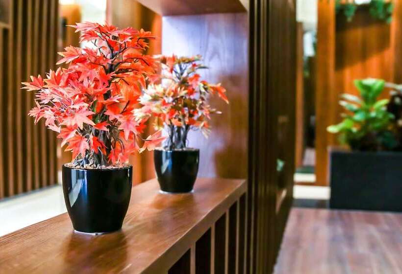 Отель Ar Suites Jewels Royale Koregaon Park Nx