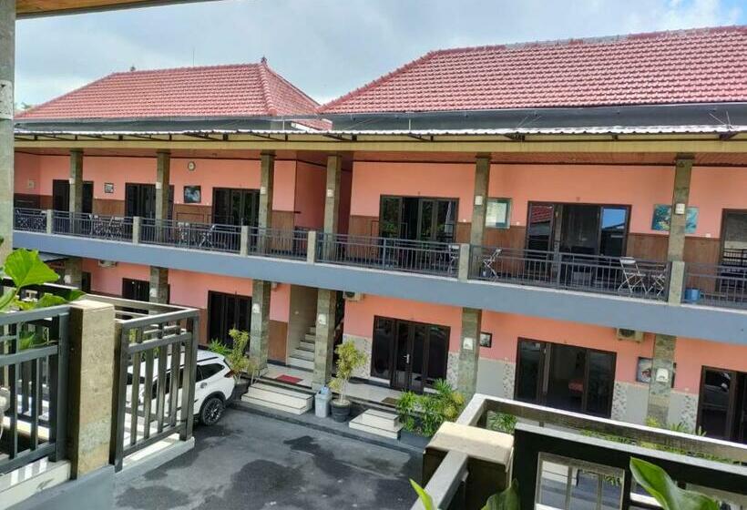 בית מלון כפרי Aris  Tabanan