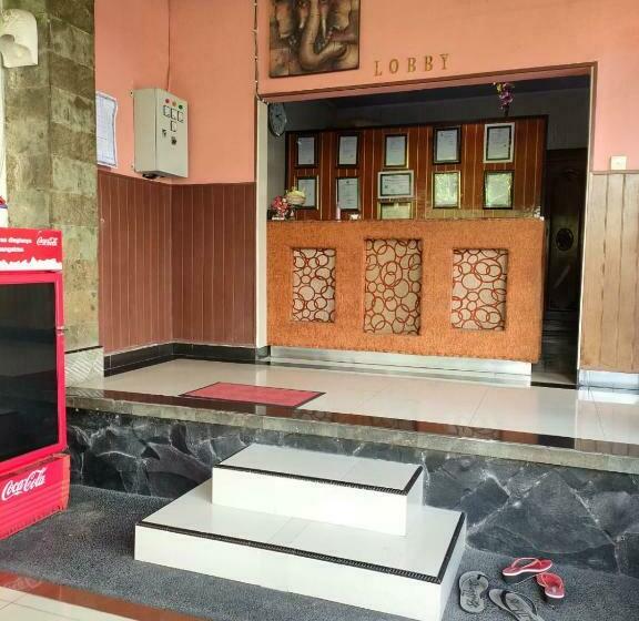 בית מלון כפרי Aris  Tabanan