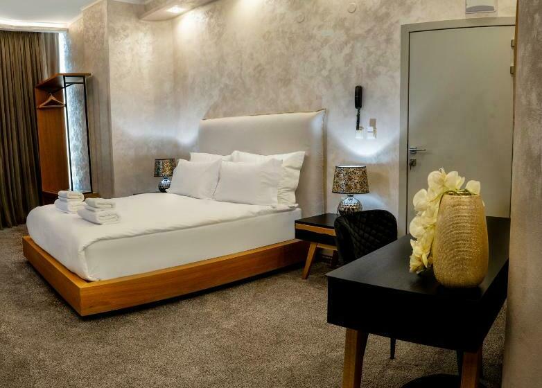 ホテル City Petrich