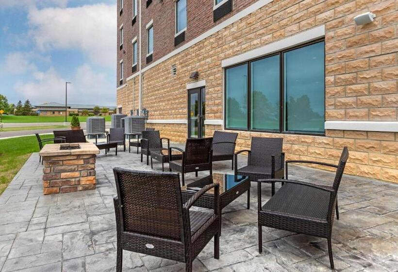 فندق Comfort Inn & Suites Adrian