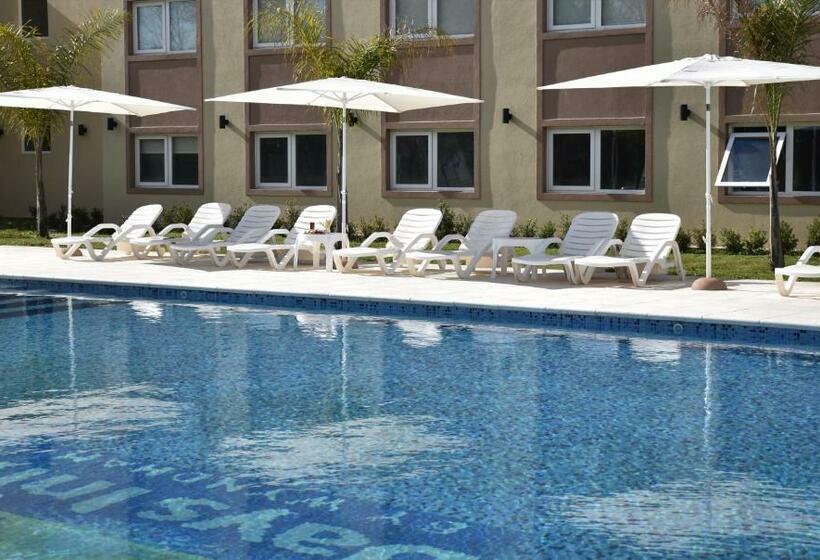فندق Days Inn Zarate