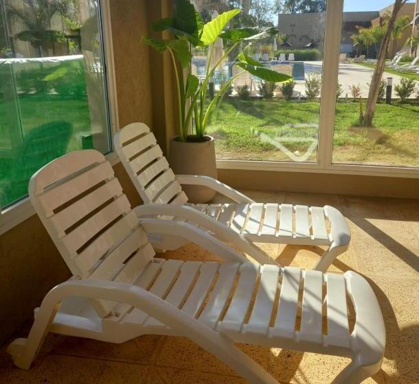 فندق Days Inn Zarate