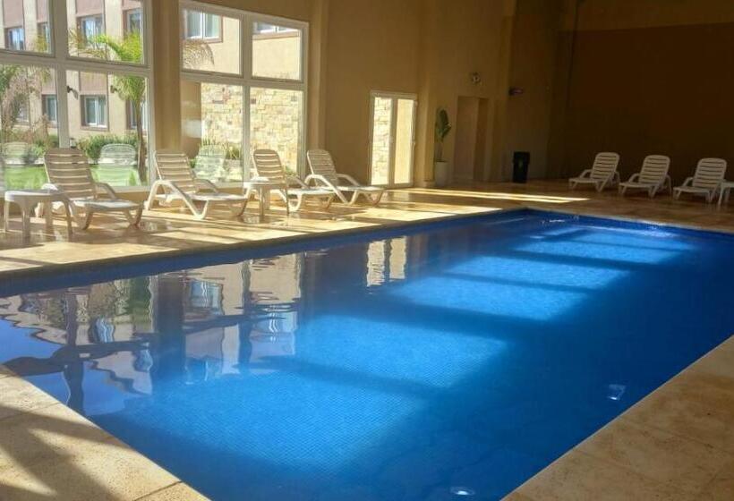 فندق Days Inn Zarate