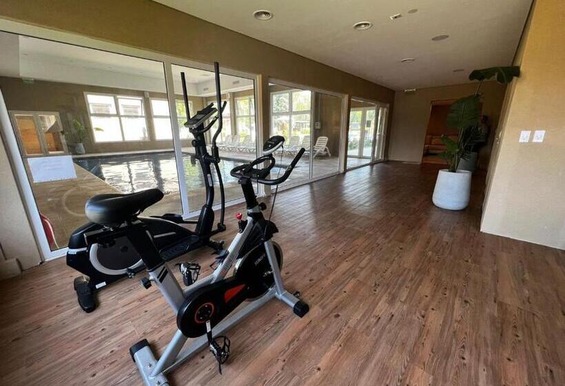 فندق Days Inn Zarate