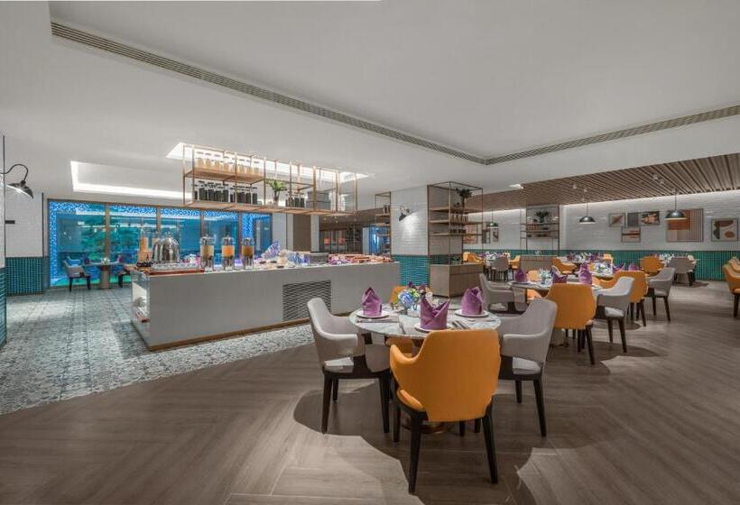 فندق Holiday Inn Fu An