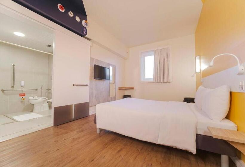 酒店 Ibis Budget Farroupilha