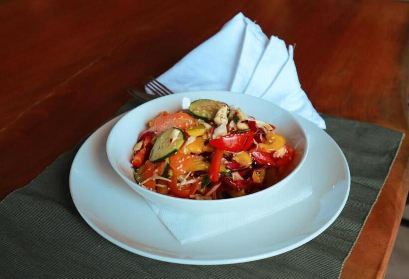 فندق Kijani Beach Villas