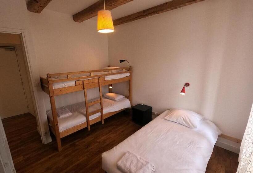 ホテル La Maison   Hôtel & Gîte