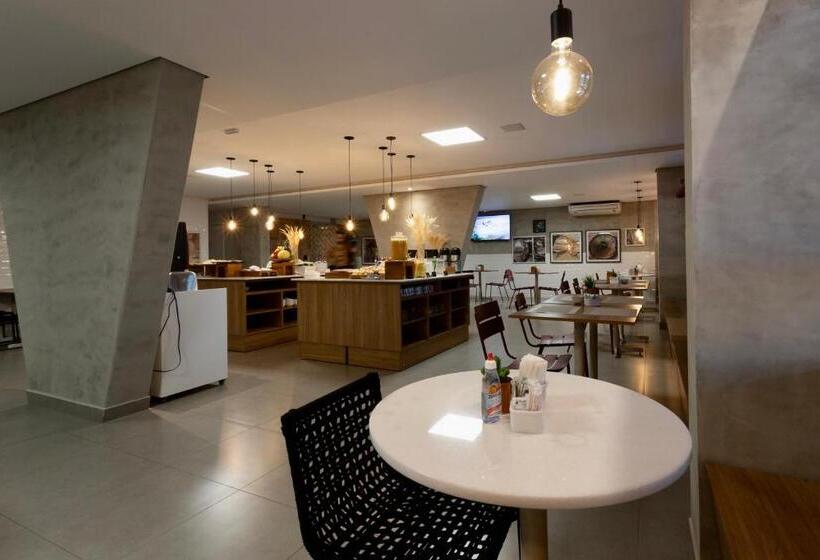 La Hotel Votuporanga