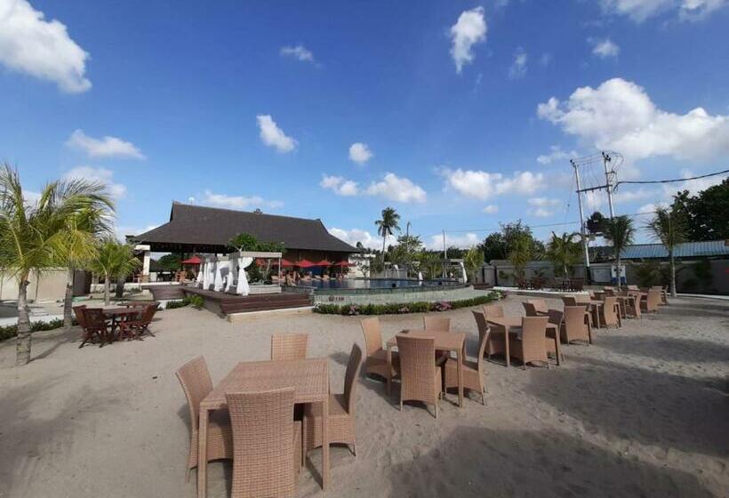Отель Maruti Beach Club