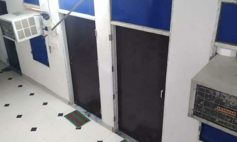 Отель Pop 82775 Radhe Oyo