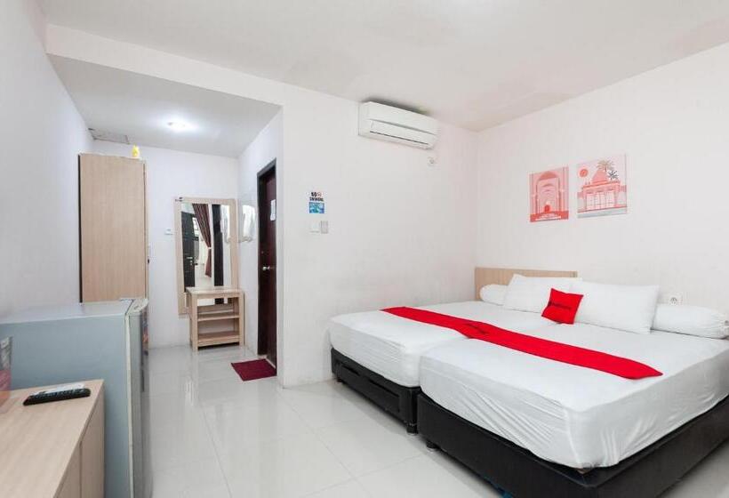 هتل Reddoorz Syariah Near Banda Aceh Convention Hall