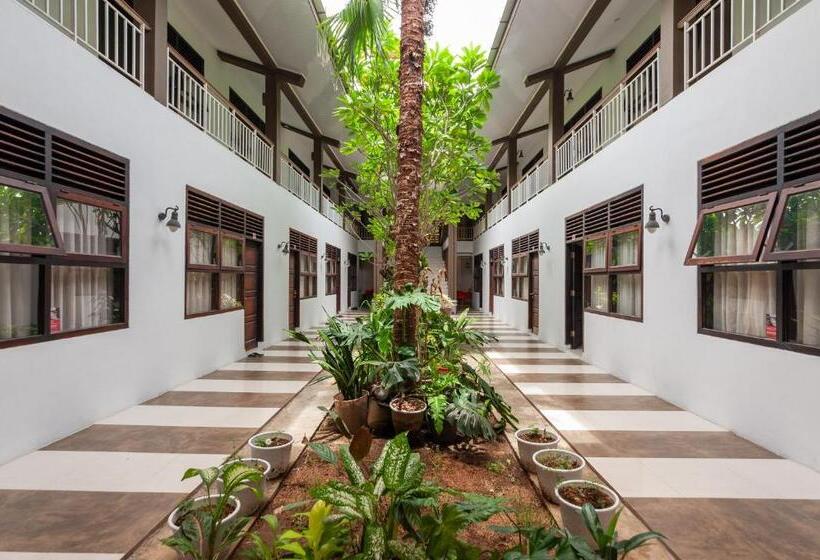 ホテル Reddoorz Syariah Near Banda Aceh Convention Hall