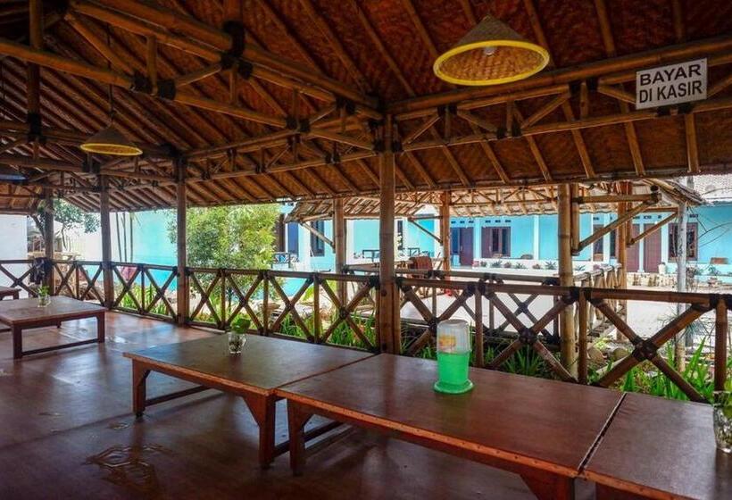 호텔 Reddoorz Syariah Near Stasiun Pekalongan 3