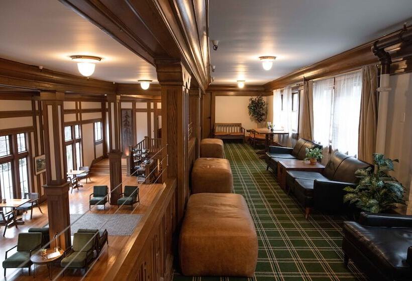 Отель Scotia Lodge