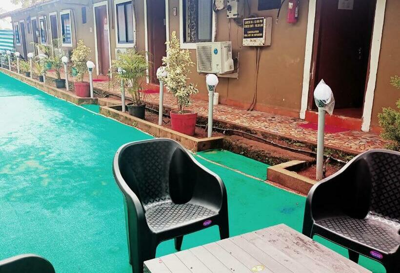 호텔 Colva Beach Avemaria Guest House