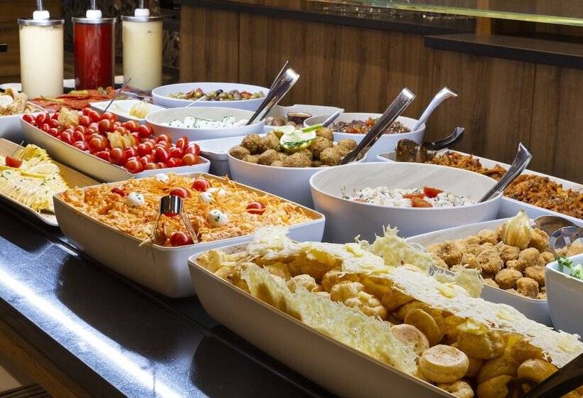 בית מלון כפרי Sowell Family La Lauziere