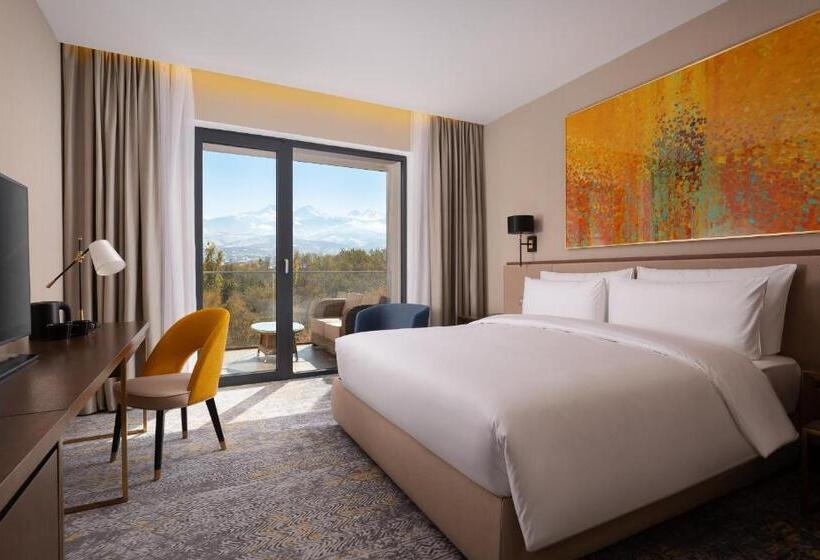 호텔 Swissôtel Wellness Resort Alatau Almaty