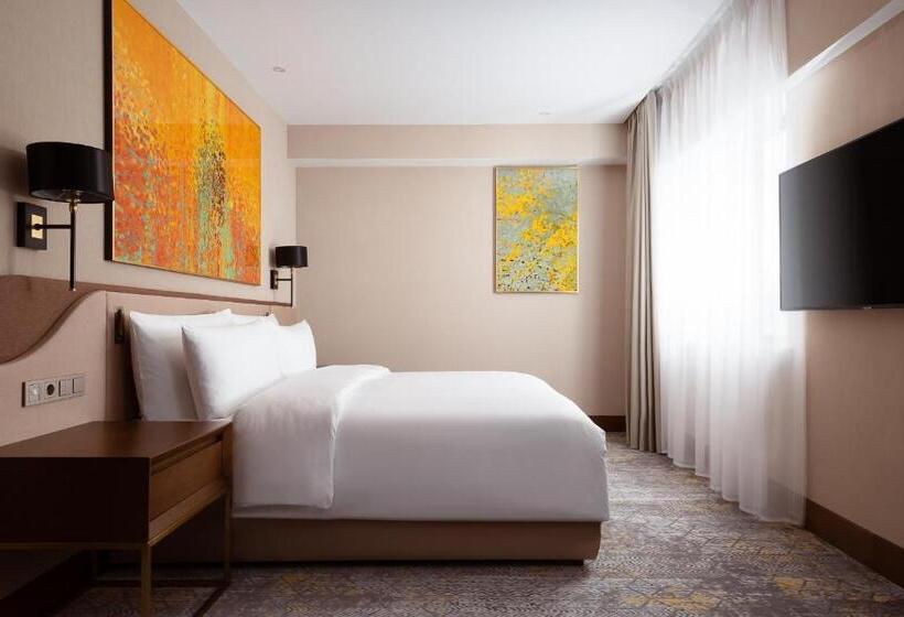 호텔 Swissôtel Wellness Resort Alatau Almaty