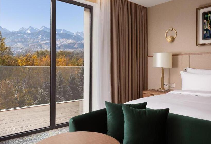 호텔 Swissôtel Wellness Resort Alatau Almaty