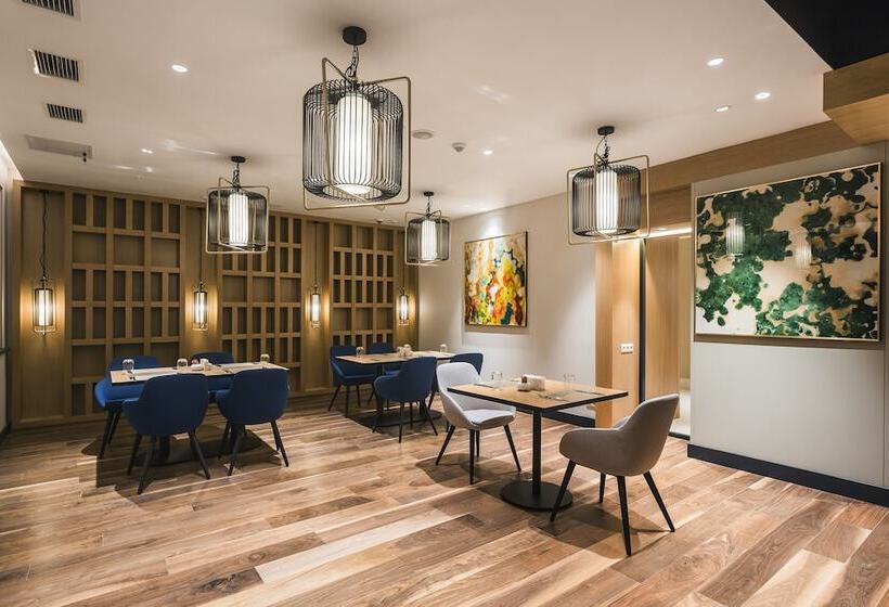 호텔 Swissôtel Wellness Resort Alatau Almaty