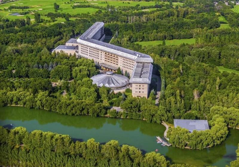 호텔 Swissôtel Wellness Resort Alatau Almaty