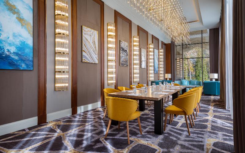 호텔 Swissôtel Wellness Resort Alatau Almaty