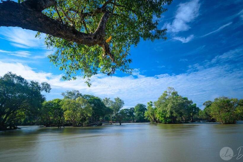 Отель The Excellency Resort & Spa, Coorg