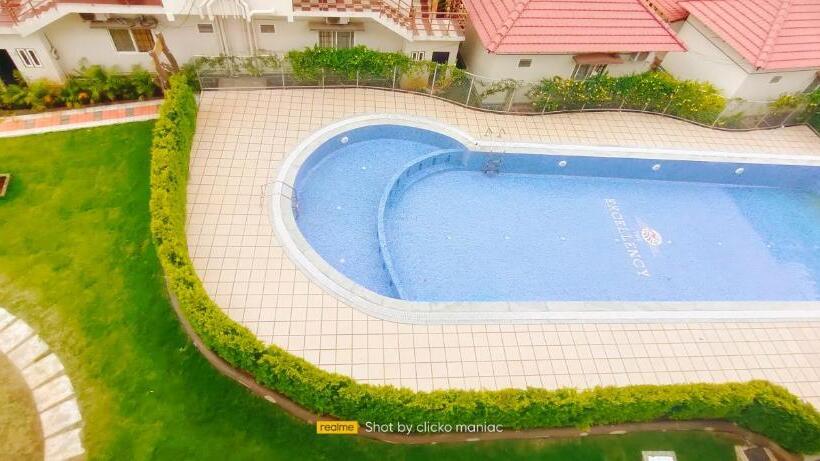 Отель The Excellency Resort & Spa, Coorg