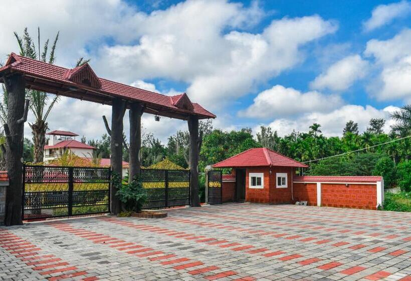 Отель The Excellency Resort & Spa, Coorg