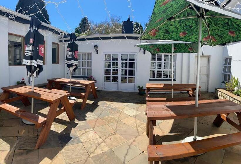 فندق The Historic Hogsback Inn