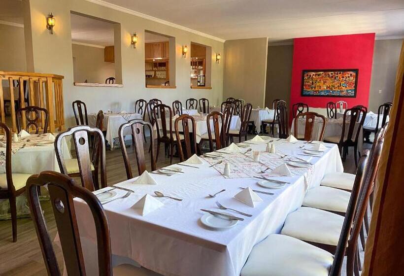 فندق The Historic Hogsback Inn