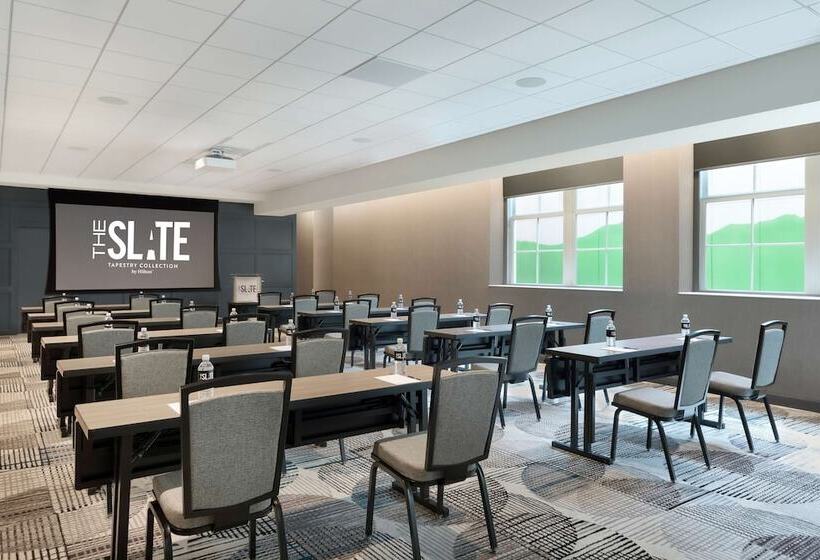 ホテル The Slate Denver, Tapestry Collection By Hilton