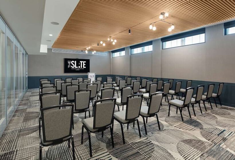 ホテル The Slate Denver, Tapestry Collection By Hilton